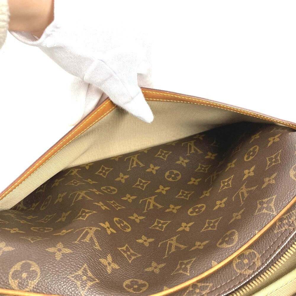 LOUIS VUITTON Brown Monogram Canvas Shoulder Bag - Picture 16 of 16